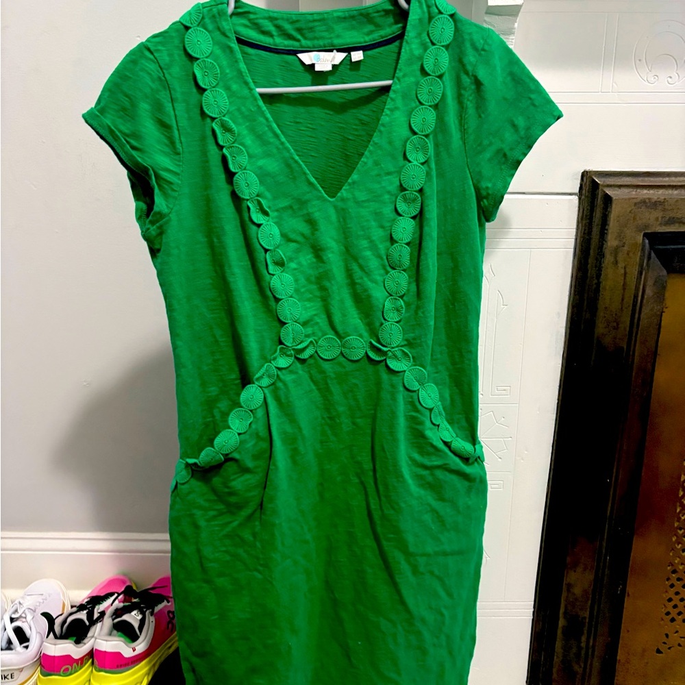 Boden Green Sheath Midi Dress with V-Neck
